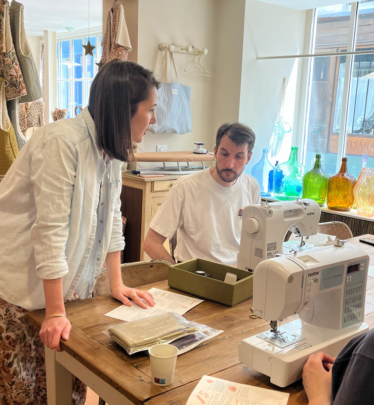 Les ateliers La Maison Naive pour apprendre à coudre à Paris 75010