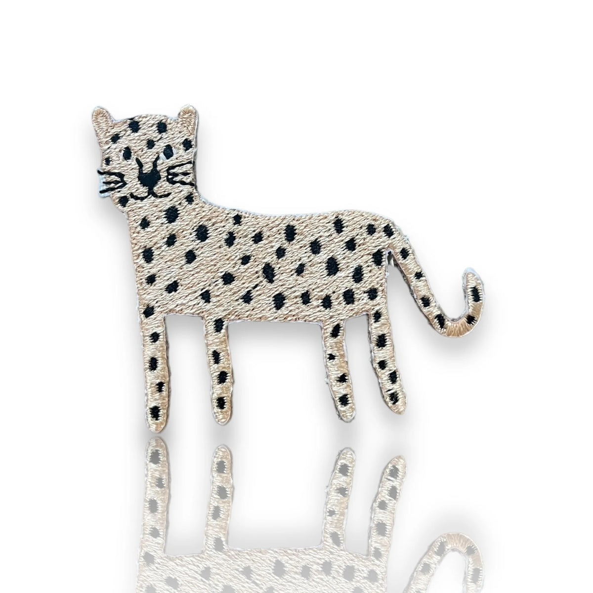 Patch thermocollant en forme de léopard pour la couture Hej Patches