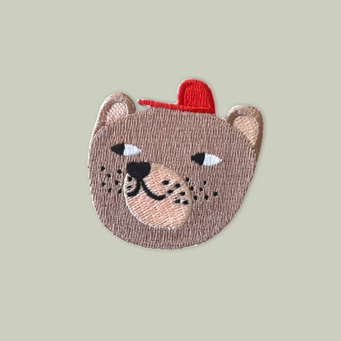 Écusson thermocollant avec tête d'ours à casquette pour réparer et customiser les vêtements