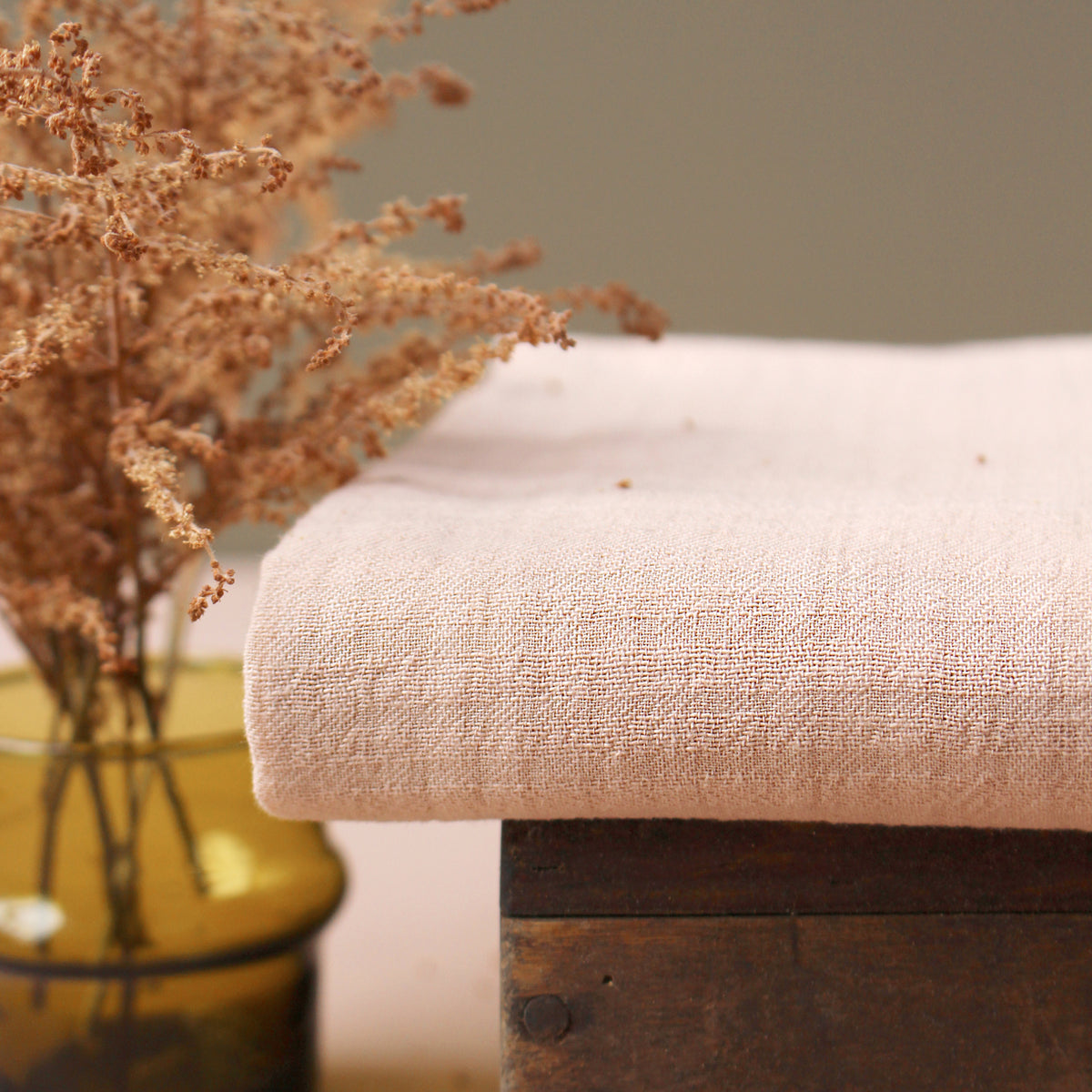 Coupons de Coton Tissé à Petits Carreaux Pétale La Maison Naïve