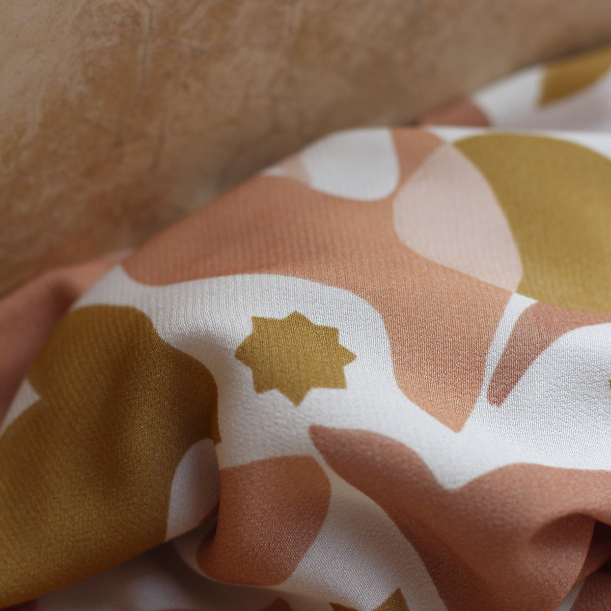Coupons de Crêpe de Viscose Zellige Blanc Cassé La Maison Naïve