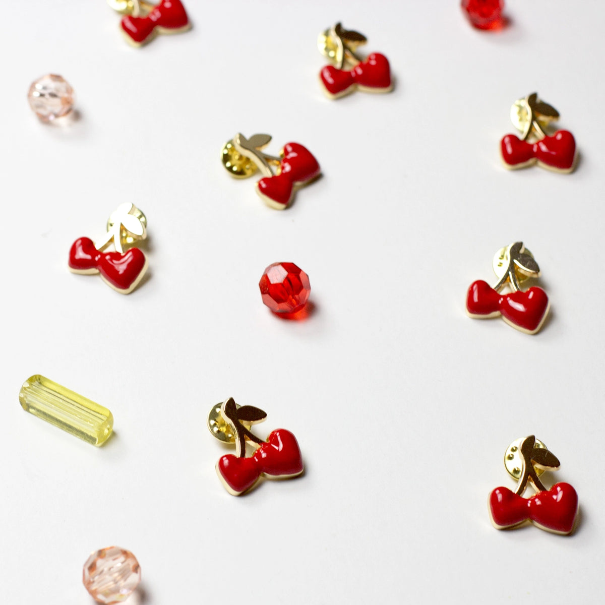 Pin's émaillé Cerises - My Lovely Thing