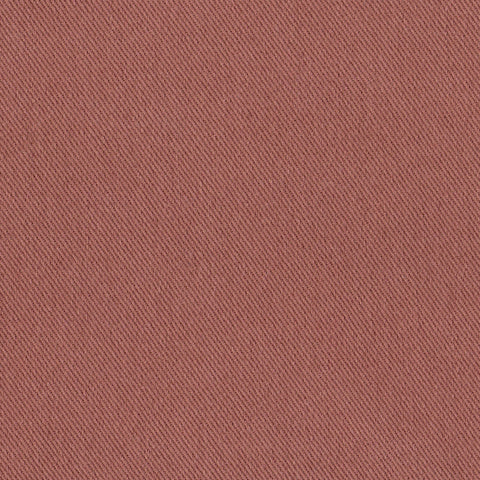 Détail du tissage twill de la gabardine lourde en coton coloris rose sienne La Maison Naïve